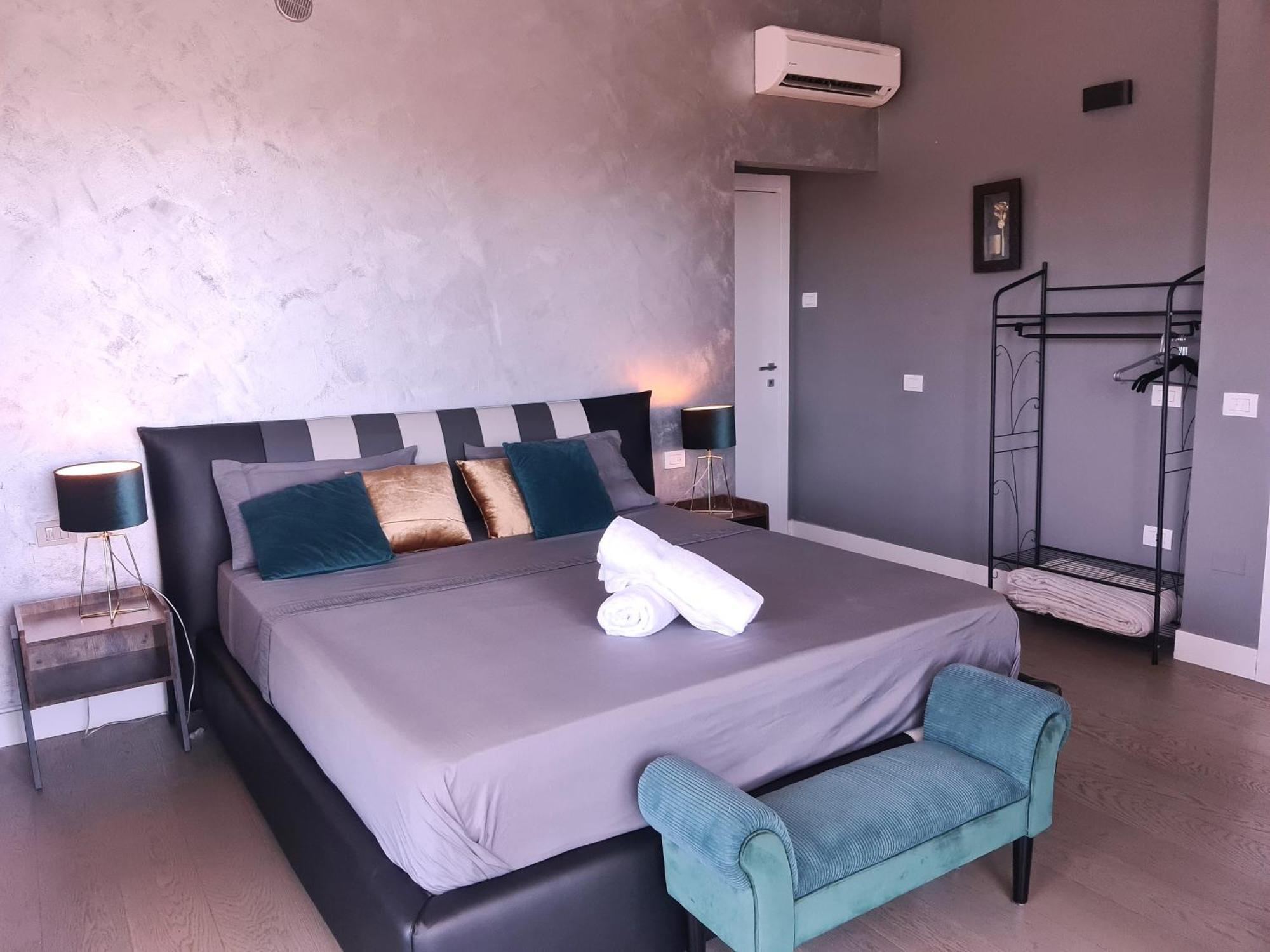 Penthouse Genneruxi Hotel Cagliari Exterior photo